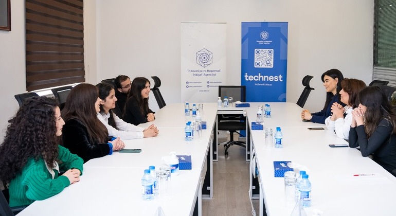 Dünyanın ən nüfuzlu texnologiya universitetinə qəbul olan ilk azərbaycanlı qız məktəbli “Technest” məzunudur. 